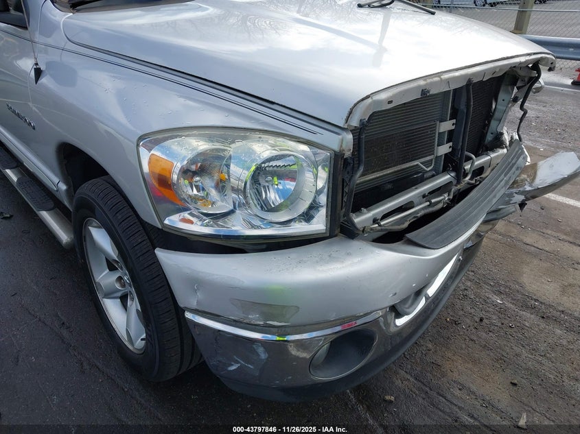 2007 Dodge Ram 1500 Slt VIN: 1D7HA18P17S172694 Lot: 43797846