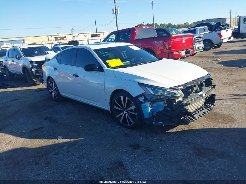 NISSAN ALTIMA SR VC-TURBO FWD