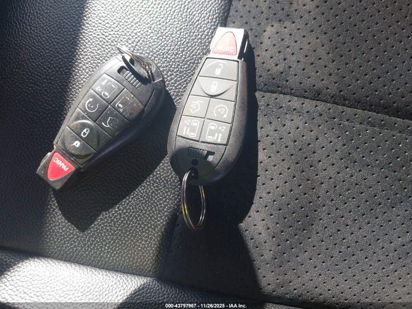 2016 Dodge Grand Caravan Sxt VIN: 2C4RDGCGXGR335988 Lot: 43797967