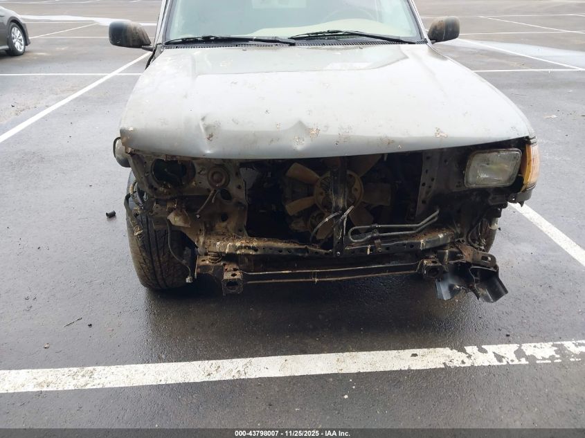 1996 Toyota Tacoma VIN: 4TANL42N7TZ156898 Lot: 43798007