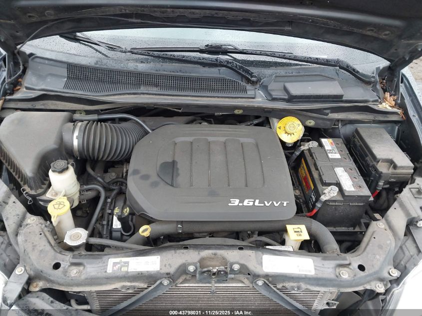 2014 Chrysler Town & Country Touring VIN: 2C4RC1BGXER229460 Lot: 43798031