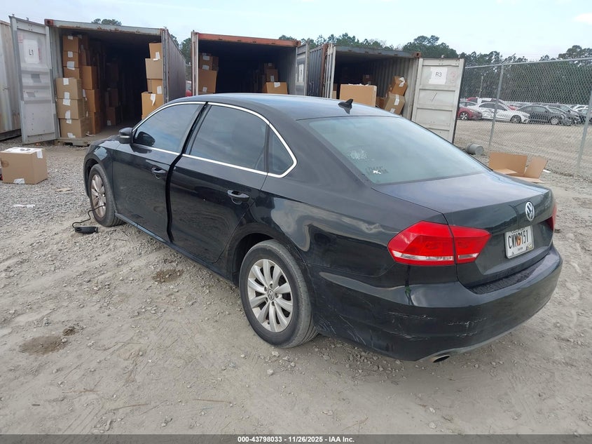 1VWBH7A38DC079857 2013 VOLKSWAGEN PASSAT photo no. 3