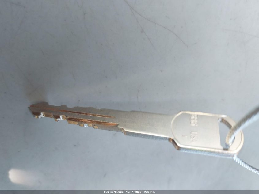 1999 Chevrolet Suburban 1500 Lt VIN: 1GNEC16R4XJ431025 Lot: 43798036