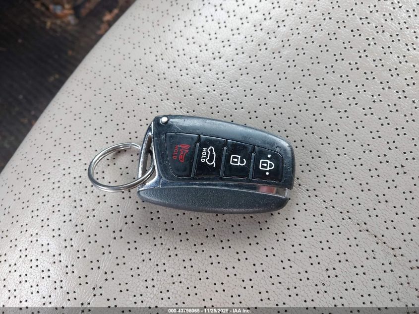 2013 Hyundai Santa Fe Limited VIN: KM8SR4HF9DU002340 Lot: 43798065