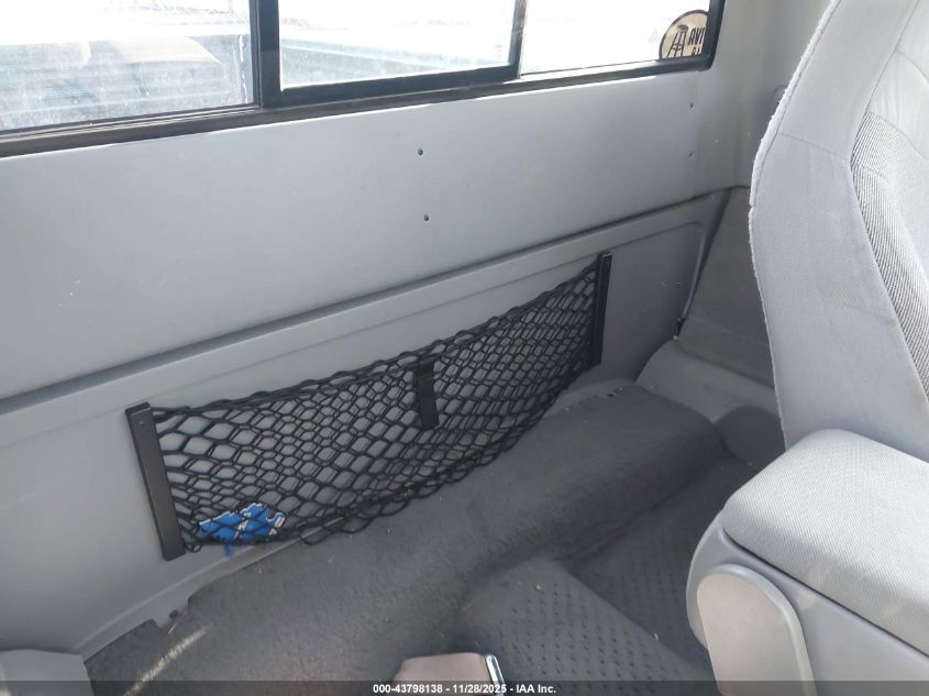 2000 Ford Ranger Xl/Xlt VIN: 1FTYR14V2YPA68923 Lot: 43798138