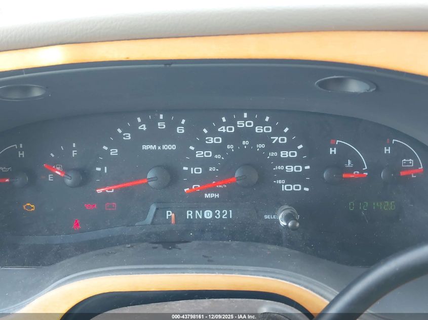 2008 Ford E-450 Cutaway VIN: 1FDXE45S38DA65233 Lot: 43798161