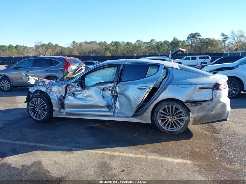 2018 Kia Stinger VIN: KNAE15LA8J6032856 Lot: 43798191