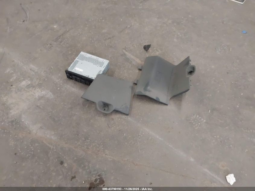 1996 Honda Accord Lx/Ex VIN: 1HGCD5637TA172221 Lot: 43798193