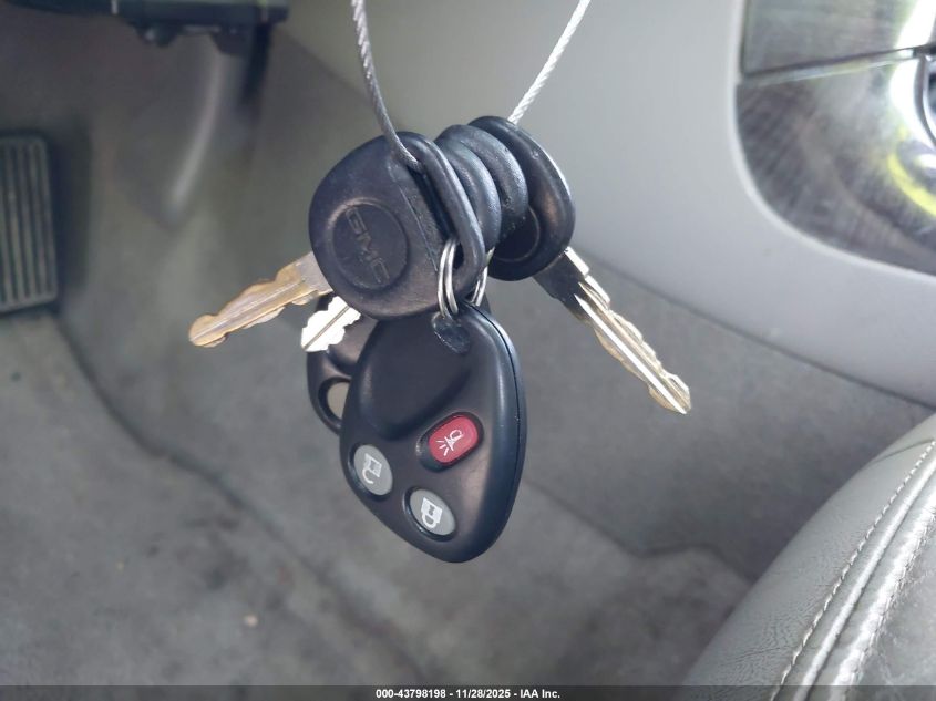 2005 GMC Yukon Xl 1500 Denali VIN: 1GKFK66U05J126396 Lot: 43798198