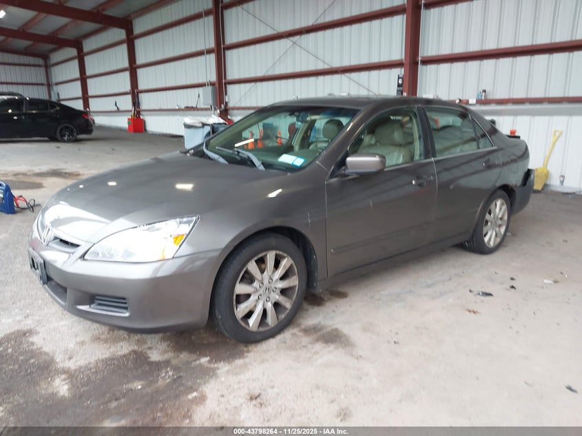 1HGCM665X7A048795 2007 HONDA ACCORD photo no. 2