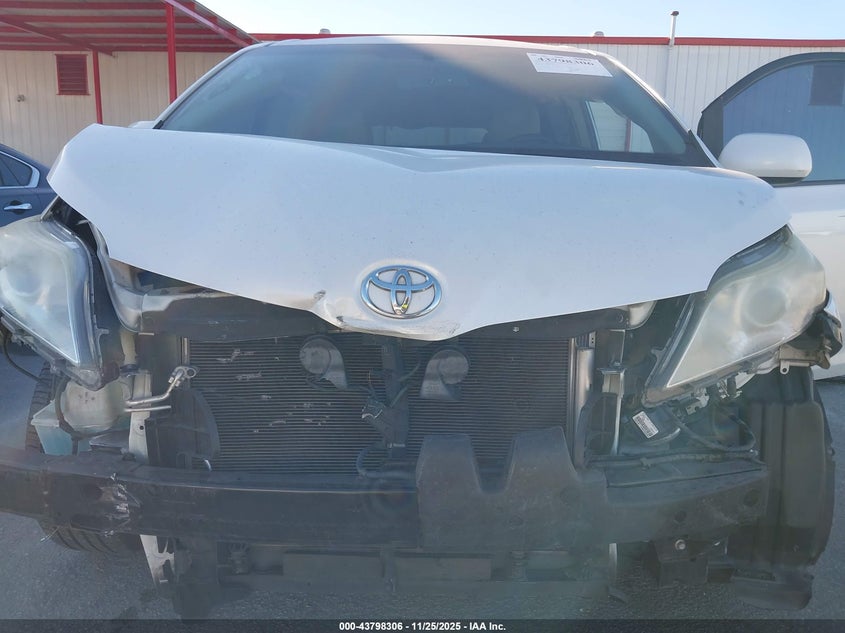 2016 Toyota Sienna Xle 8 Passenger VIN: 5TDYK3DCXGS729049 Lot: 43798306