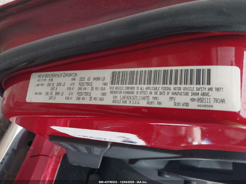 2007 Jeep Wrangler X VIN: 1J4FA24167L114075 Lot: 43798323