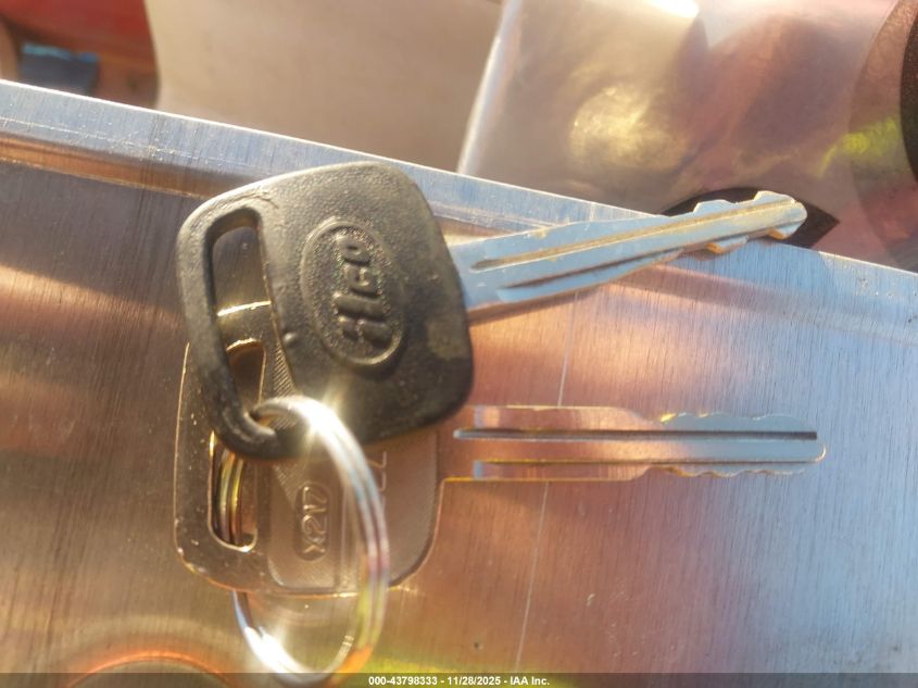 2005 Toyota Tundra VIN: 5TBJU32195S446208 Lot: 43798333