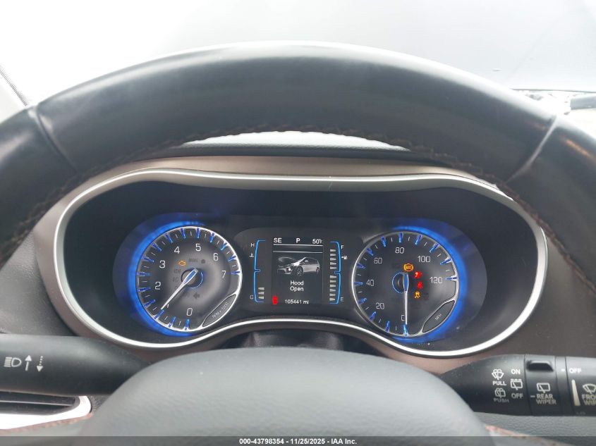 2017 Chrysler Pacifica Touring-L VIN: 2C4RC1BG7HR721920 Lot: 43798354