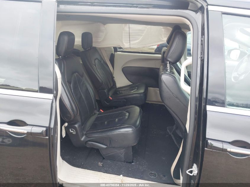 2017 Chrysler Pacifica Touring-L VIN: 2C4RC1BG7HR721920 Lot: 43798354