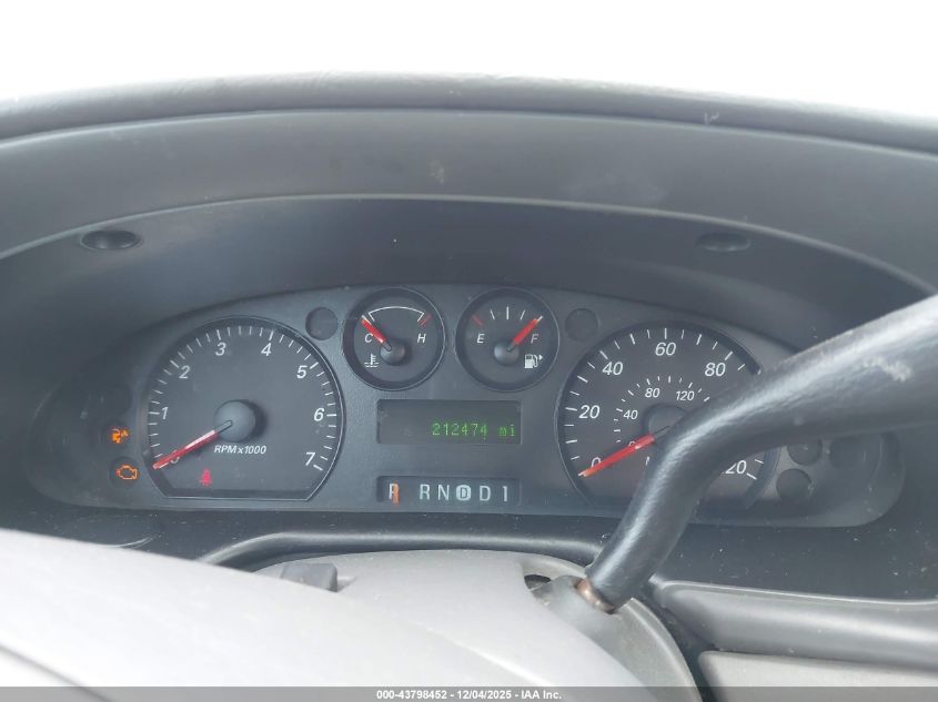 2004 Ford Taurus Se VIN: 1FAFP53U94A163169 Lot: 43798452