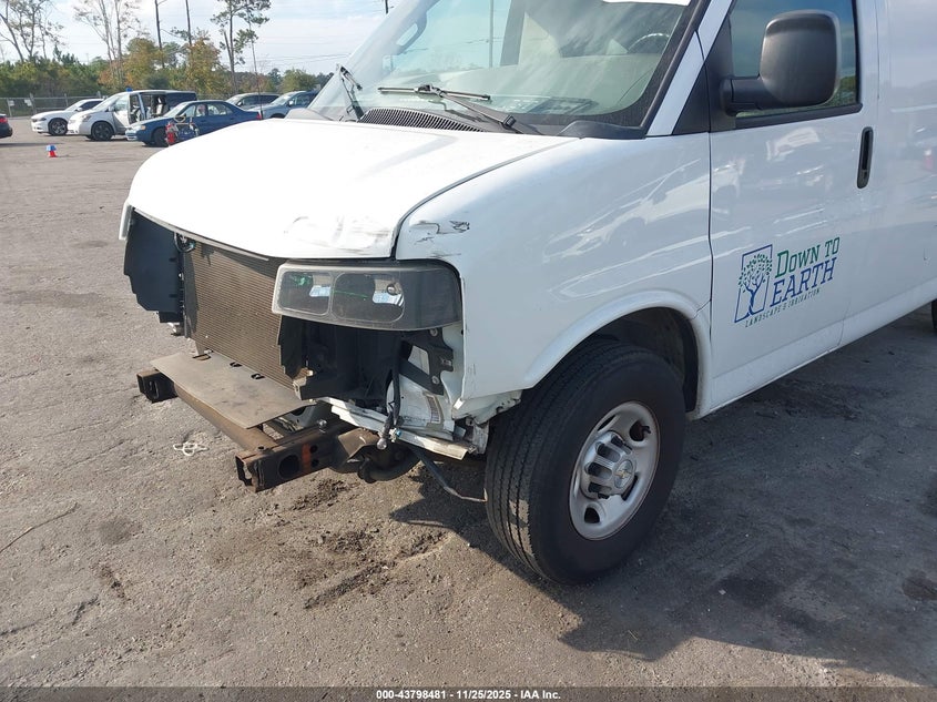 2020 Chevrolet Express Cargo Rwd 2500 Regular Wheelbase Wt VIN: 1GCWGAFP4L1248122 Lot: 43798481