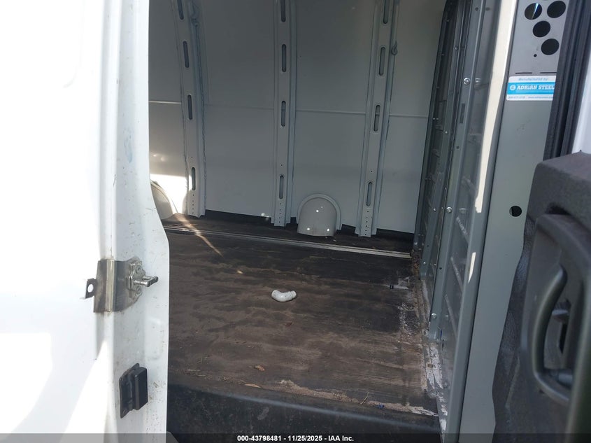 2020 Chevrolet Express Cargo Rwd 2500 Regular Wheelbase Wt VIN: 1GCWGAFP4L1248122 Lot: 43798481