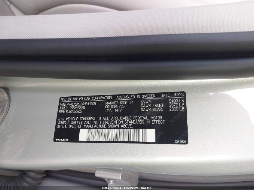 2024 Volvo Xc60 B5 Plus Dark Theme VIN: YV4L12RL0R1841209 Lot: 43798494