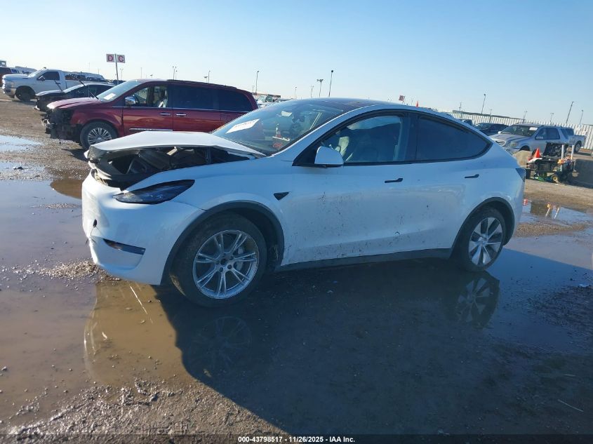 2023 Tesla Model Y Rwd VIN: 7SAYGDED9PF942211 Lot: 43798517