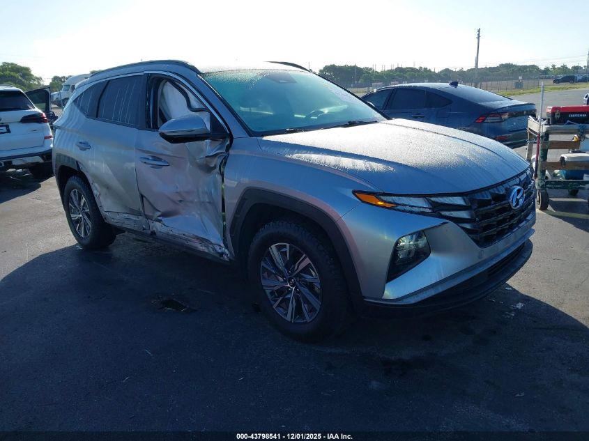 HYUNDAI TUCSON BLUE
