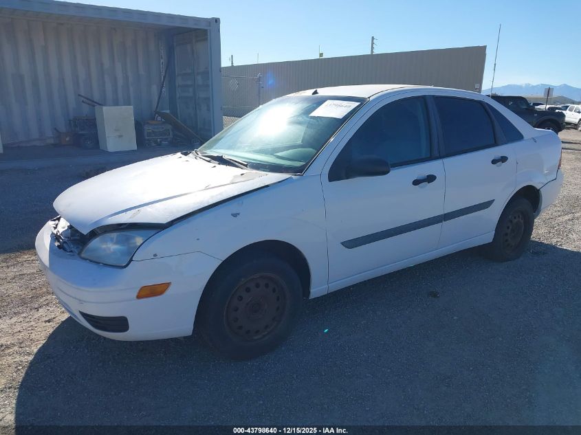 1FAFP34NX5W244651 2005 FORD FOCUS photo no. 2