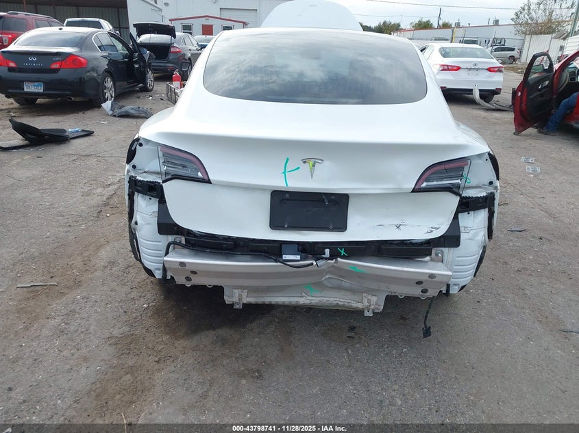 2020 Tesla Model 3 Standard Range Plus Rear-Wheel Drive/Standard Range Rear-Wheel Drive VIN: 5YJ3E1EA8LF613091 Lot: 43798741