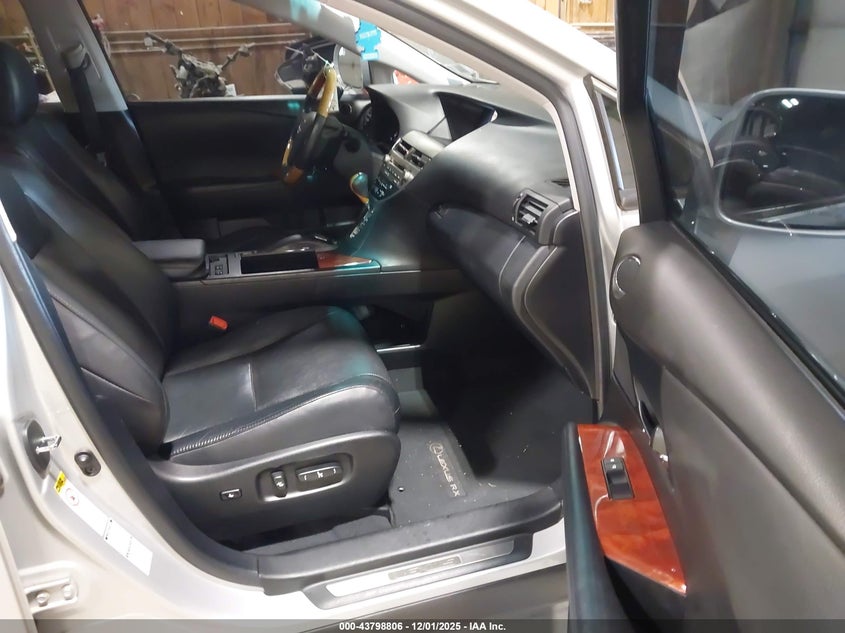 2T2BK1BA9BC114145 2011 LEXUS RX photo no. 5