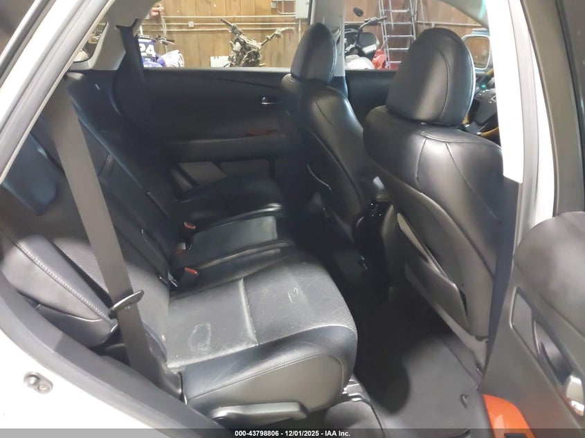 2T2BK1BA9BC114145 2011 LEXUS RX photo no. 8