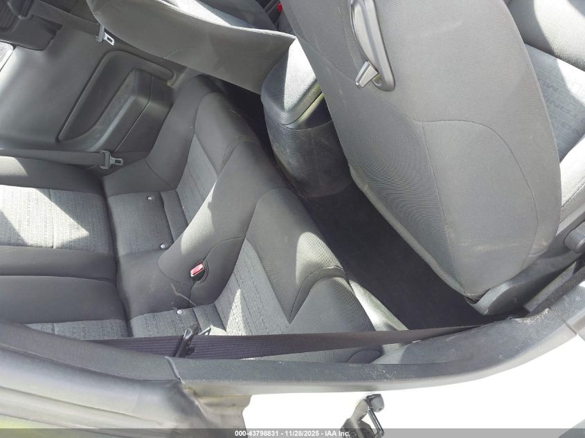 2007 Ford Mustang V6 Deluxe/V6 Premium VIN: 1ZVFT80N175212976 Lot: 43798831