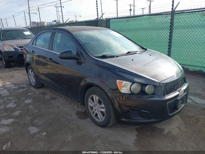 CHEVROLET SONIC LT AUTO