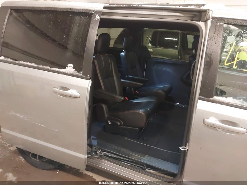 2018 Dodge Grand Caravan Gt VIN: 2C4RDGEG6JR336852 Lot: 43798900