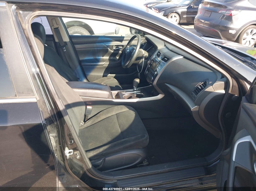 1N4AL3AP0FC426132 2015 NISSAN ALTIMA photo no. 5
