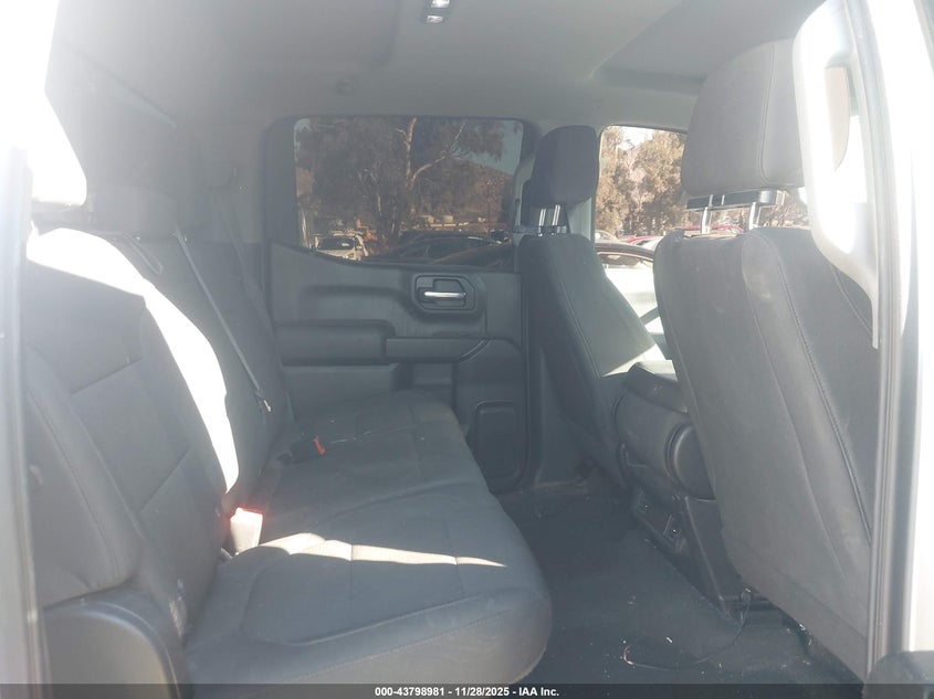 2020 Chevrolet Silverado 1500 2Wd Short Bed Custom VIN: 1GCPWBEK8LZ346915 Lot: 43798981