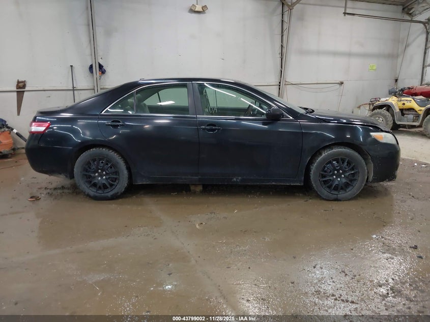 2010 Toyota Camry Le VIN: 4T1BF3EK7AU010498 Lot: 43799002