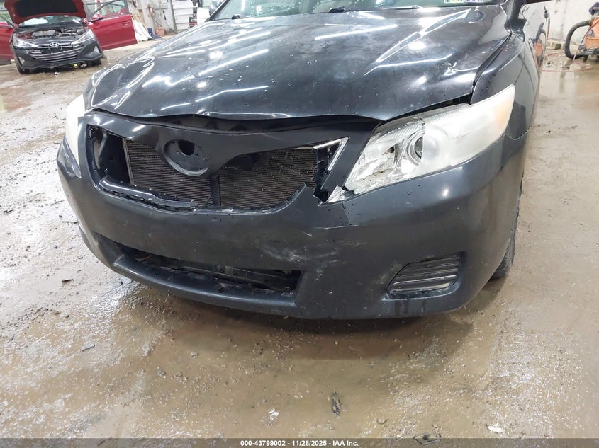 2010 Toyota Camry Le VIN: 4T1BF3EK7AU010498 Lot: 43799002