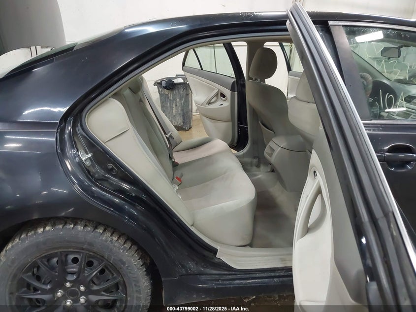 2010 Toyota Camry Le VIN: 4T1BF3EK7AU010498 Lot: 43799002