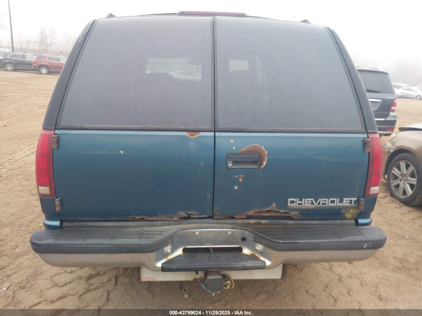 1995 Chevrolet Tahoe K1500 VIN: 1GNEK13K8SJ444637 Lot: 43799024