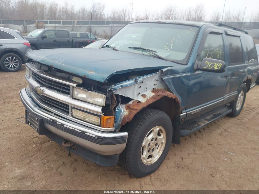 1995 Chevrolet Tahoe K1500 VIN: 1GNEK13K8SJ444637 Lot: 43799024