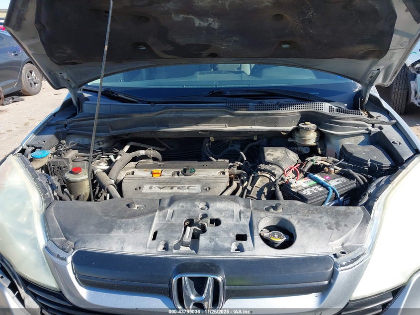 2008 Honda Cr-V Lx VIN: 3CZRE38308G704841 Lot: 43799036