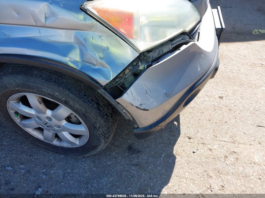 2008 Honda Cr-V Lx VIN: 3CZRE38308G704841 Lot: 43799036