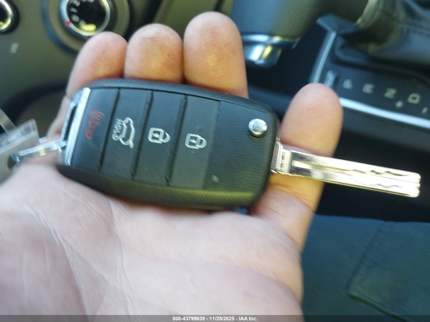 2020 Kia Sportage S VIN: KNDP63AC4L7771421 Lot: 43799039