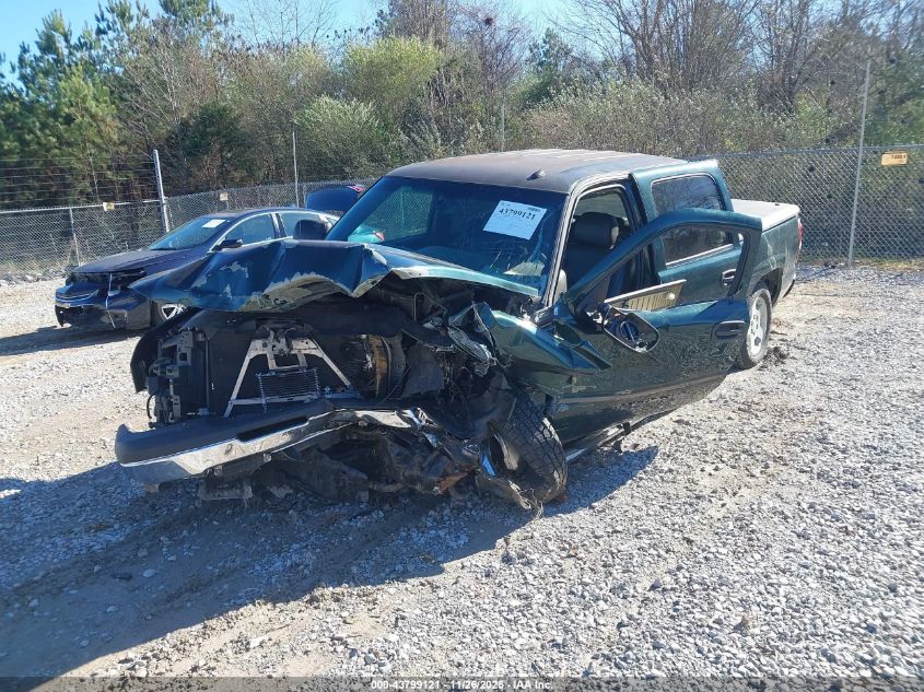 2005 Chevrolet Silverado 1500 Lt VIN: 2GCEC13T451384031 Lot: 43799121