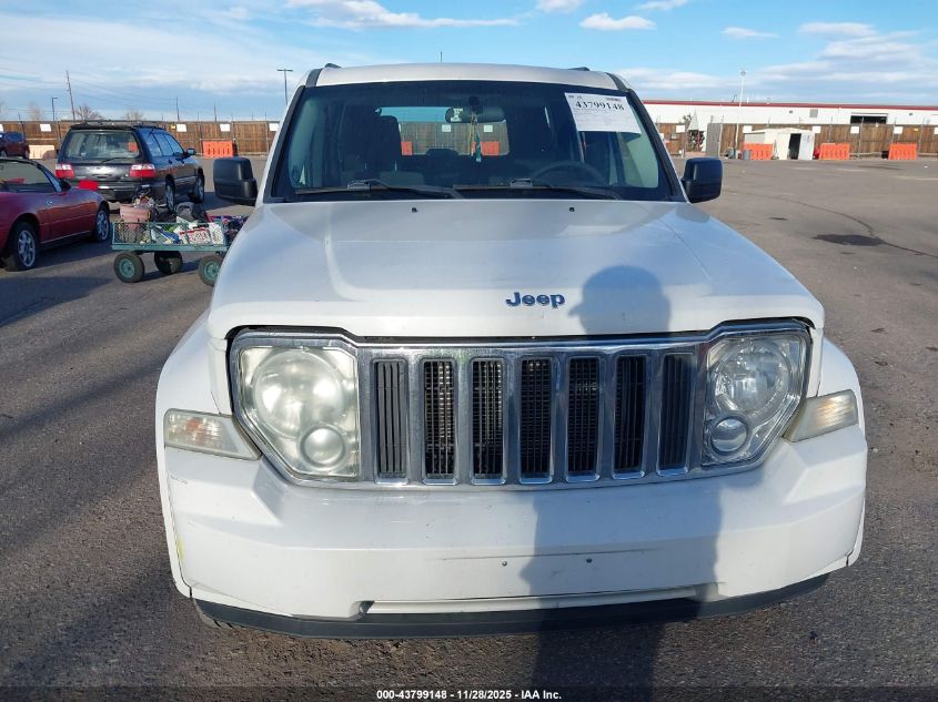 2009 Jeep Liberty Sport VIN: 1J8GN28K79W527621 Lot: 43799148