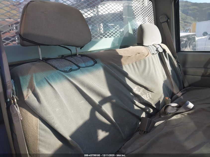 2000 Chevrolet C3500 Chassis VIN: 1GBJC34R4YF441939 Lot: 43799180