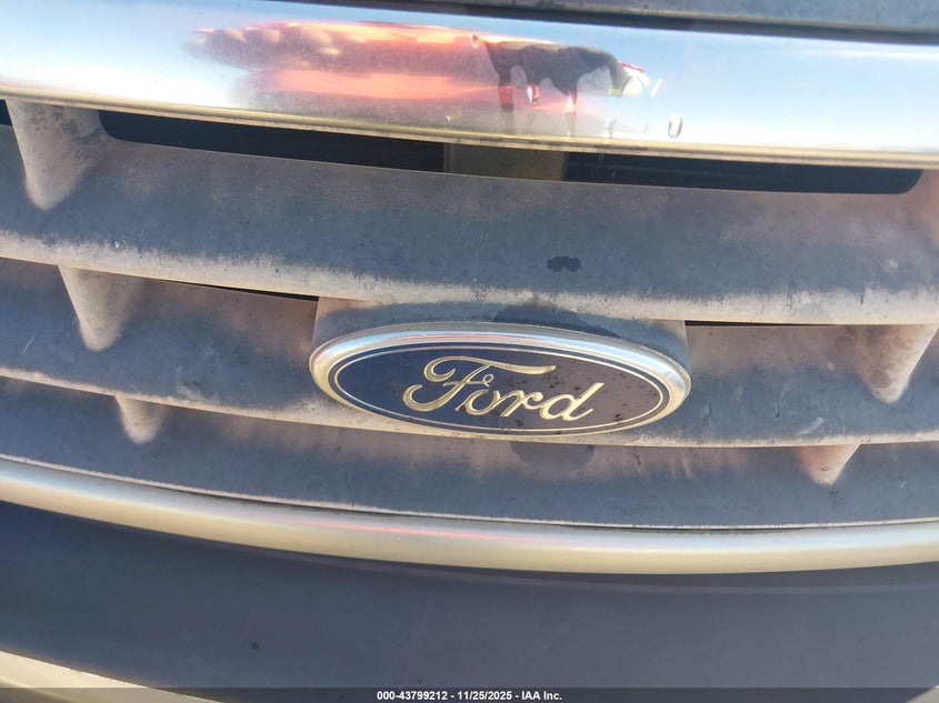 2002 Ford F-150 Lariat/Xlt VIN: 1FTRW07652KD92173 Lot: 43799212