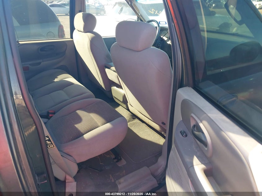 2002 Ford F-150 Lariat/Xlt VIN: 1FTRW07652KD92173 Lot: 43799212