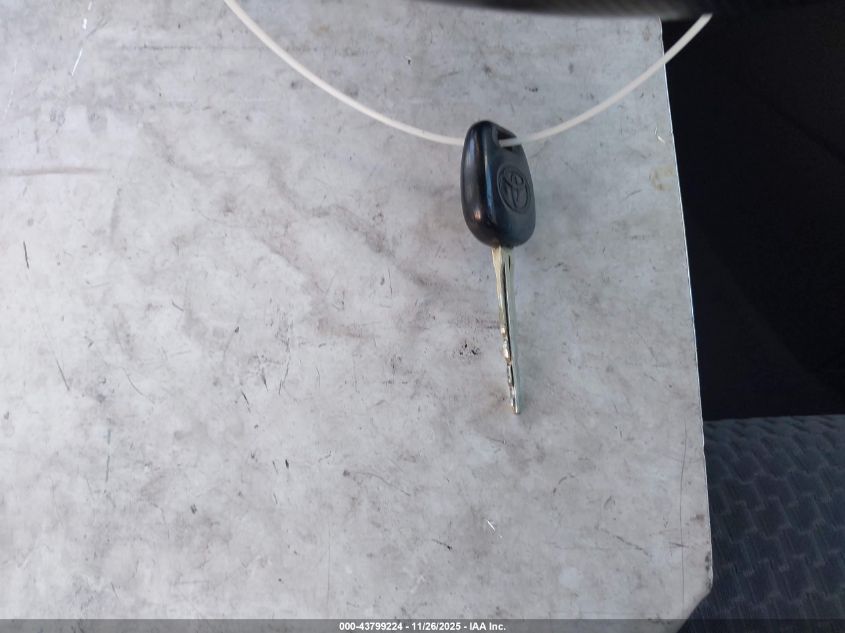 2005 Toyota Matrix VIN: 2T1KR32E85C396216 Lot: 43799224