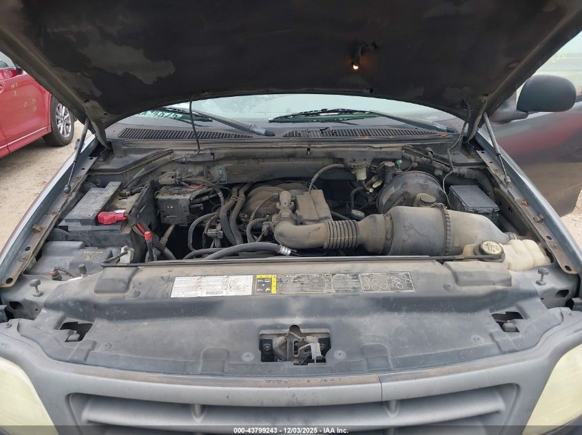 2003 Ford F-150 Xl/Xlt VIN: 1FTRF17213NA07050 Lot: 43799243