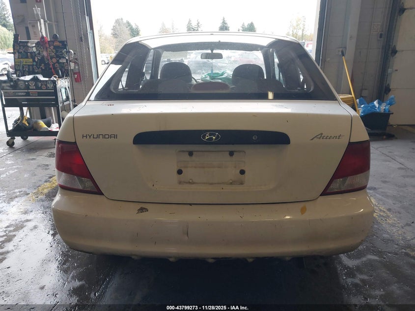 2002 Hyundai Accent L VIN: KMHCF35G82U159746 Lot: 43799273